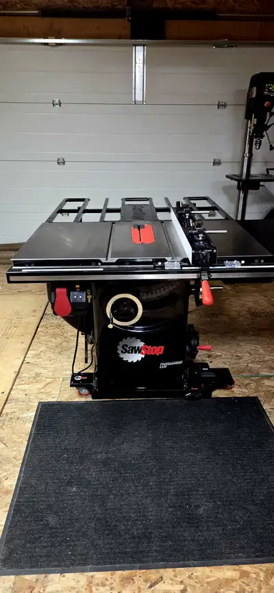 SawStop 3HP Professional Cabinet Saw + Accessories Package, View more