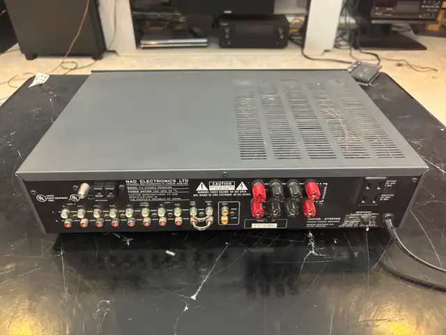 Vintage 70’s  Stereo Amplifier in Stereo Systems & Home Theatre in Kitchener / Waterloo - Image 4