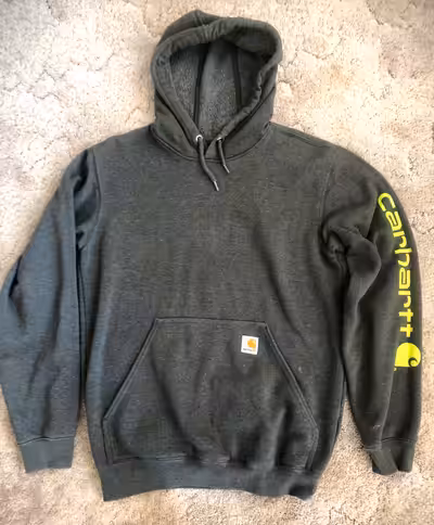 Men’s size small Smoke and Smoke and pet free home