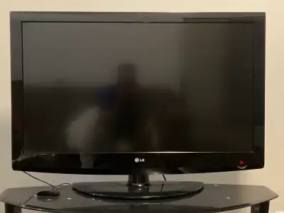 LG 40" TV, View more