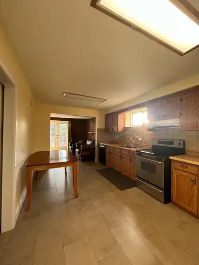 Spacious and bright 1 bedroom walk-out basement apartment available for rent. Walking distance to Hw...