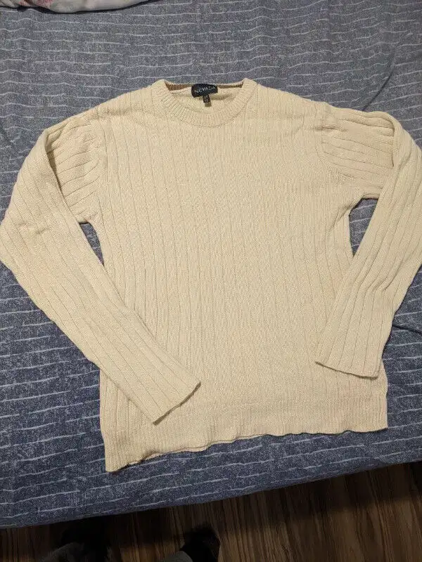 Men's Sweaters Size Small in Men's in Edmonton - Image 8