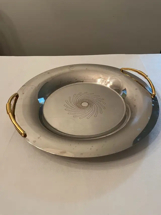 Silver-Plated Trays64840219168897124