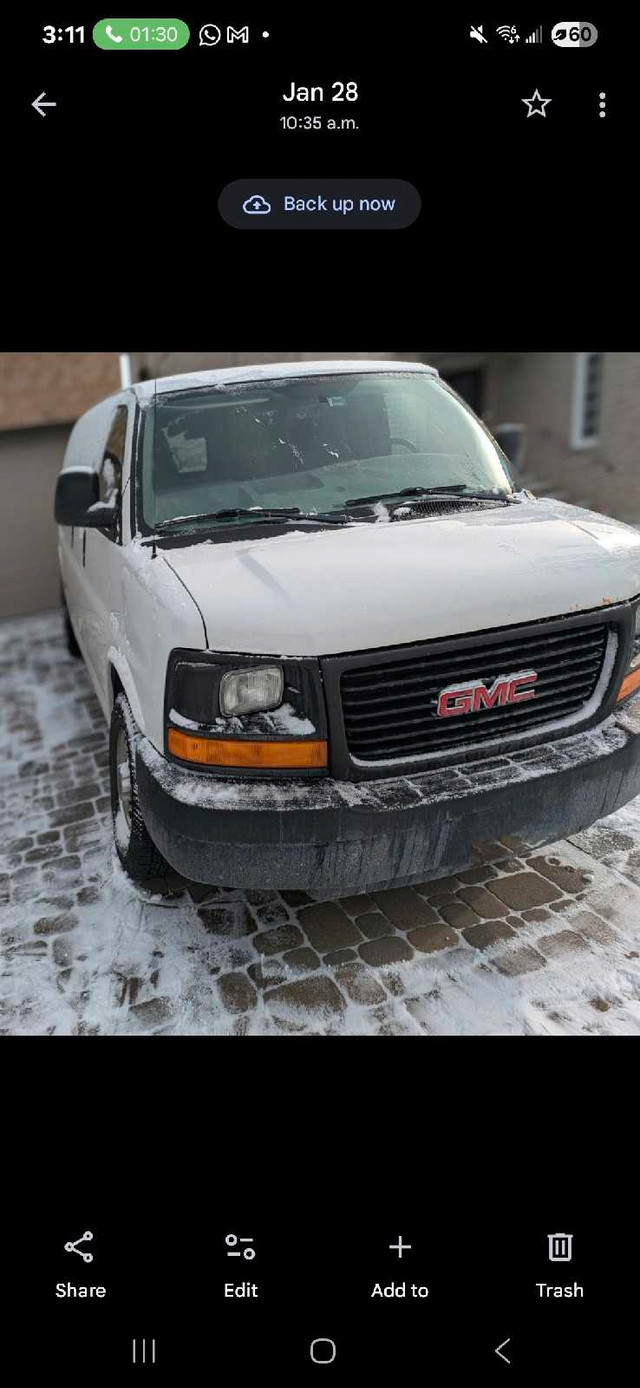 2016 GMC Savana 2500 V8 in Cars & Trucks in Mississauga / Peel Region - Image 4
