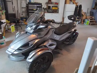 Propre, en excellente condition. Un seul propriétaire.