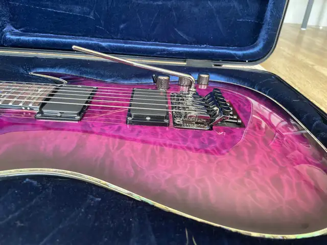 Schecter Hellraiser C-1 FR Trans Purple Burst 2020 Korea in Guitars in Ottawa - Image 5