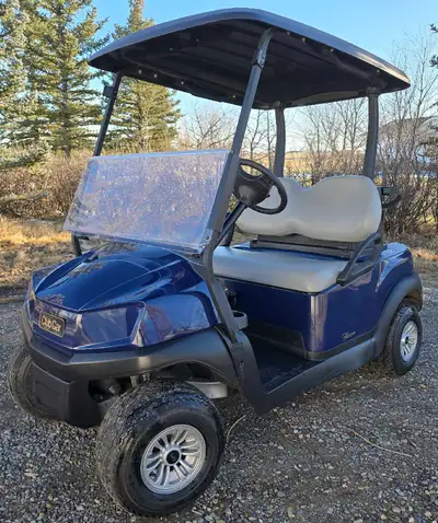 2022 gas club car tempo Kohler fuel injection engine Low useage (never owned by golf course) Located...