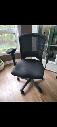 Staples office chair