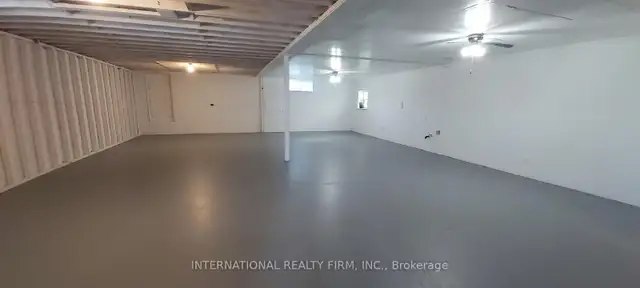 Warehouse Hamilton Must See!632849227192331227