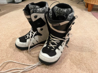 Snowboard boots size 11