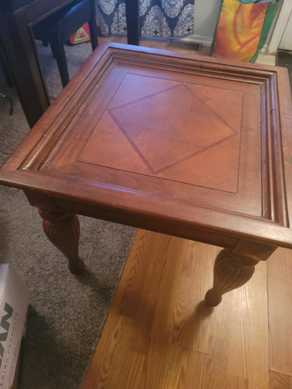 End Table in Other Tables in St. Catharines