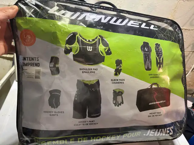 youth hockey starter kit in Hockey in St. Catharines - Image 5