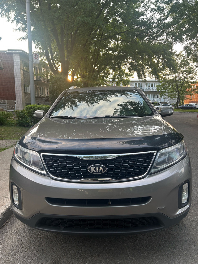 KIA Sorento LX V6 2014 (with GVC warranty till Feb 2026). dans Autos et camions  à Ville de Montréal