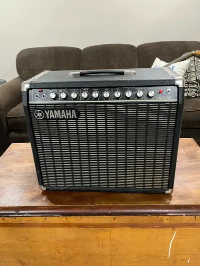 Yamaha G100 112 II, View more