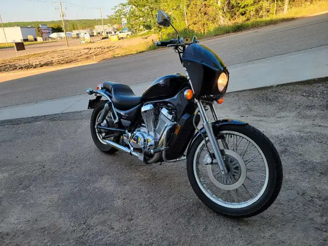 suzuki intruder vs800 in Street, Cruisers & Choppers in Calgary - Image 5