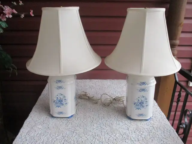 Beautiful Set of Living Room Lamps with Shades in Indoor Lighting & Fans in New Glasgow - Image 2