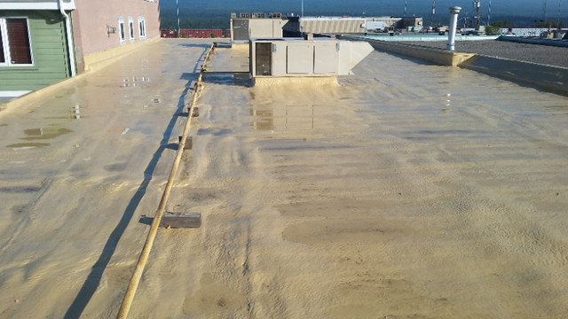 Commercial Roof Repair - Economical -  Durable - Seamless in Roofing in Edmonton - Image 3