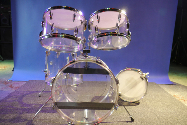 Tama Star Acrylic Drums Rare Vintage 70s in Drums & Percussion in Laval / North Shore - Image 2