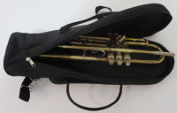 Bb Student Trumpet   Holton made in USA