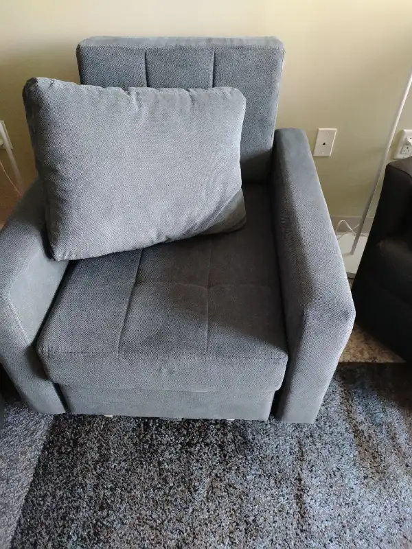 FAUTEUIL LIT in Couches & Futons in City of Montréal - Image 4