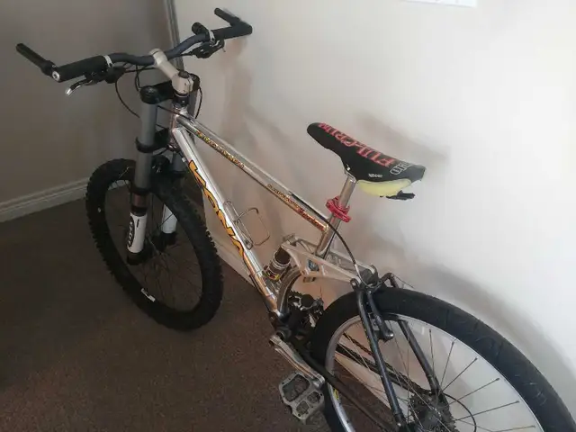 KONA KING KIKAPU (26" ZZYZX Shock) in Mountain in Mississauga / Peel Region - Image 2