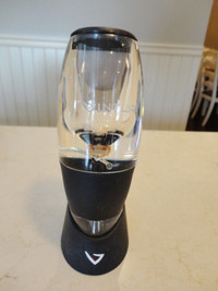 Vinturi Wine Pourer Decanter Aerator Device