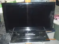 40" Toshiba TV for sale