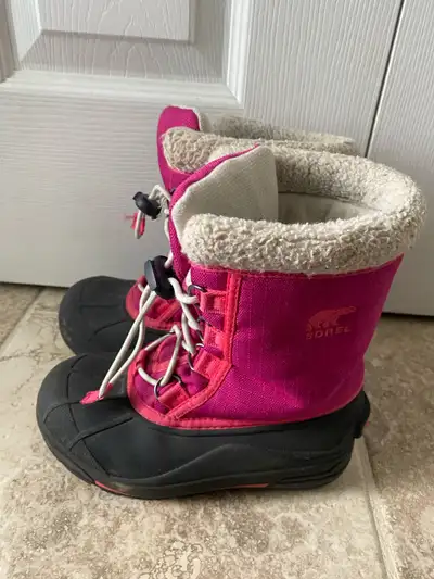 Girls Winter Boots - Sorels - size 13 - $20