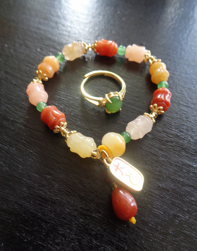 Richly Coloured Bracelet & Ring Set w. Good Luck Charm in Jewellery & Watches in Victoria - Image 2