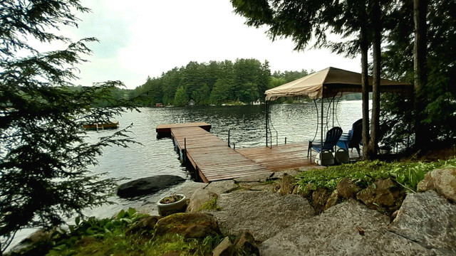 Cottage For Rent On Stormy Lake in Ontario