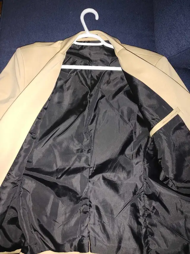 Tan Mens Blazer in Men's in City of Toronto - Image 3