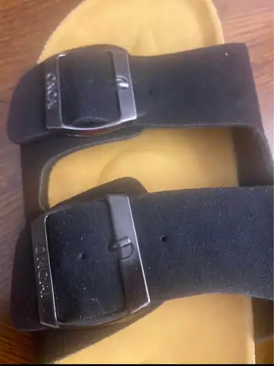 Oncai Ladies Sandals size 7, View more