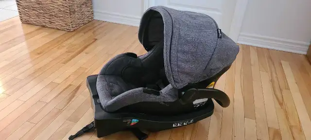 Evenflo car seat and base - expiry 2030 in Strollers, Carriers & Car Seats in Gatineau - Image 3