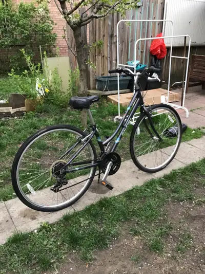 Raleigh Detour bike, View more