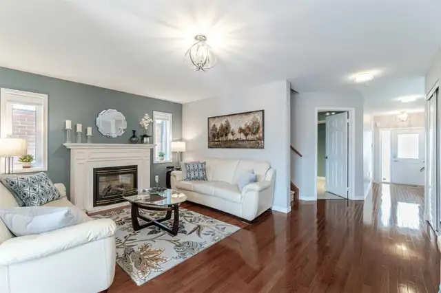 3 bedroom house for rent in Long Term Rentals in Mississauga / Peel Region - Image 2