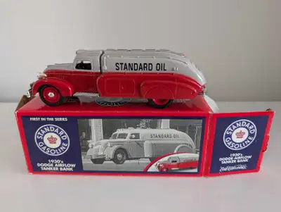 s'agit d'une tirelire camion-citerne Dodge Airflow 1930 Standard Oil de collection en métal moulé so...