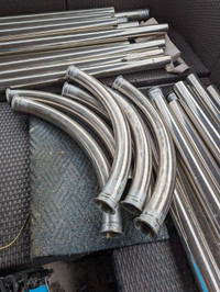 2.5" 304 STAINLESS STEEL TUBING PIPE