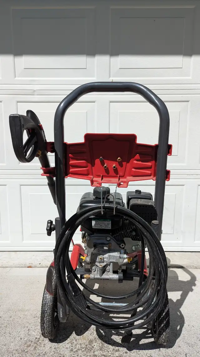 Briggs & Stratton 3000PSI Gas Pressure Washer62863276915715124