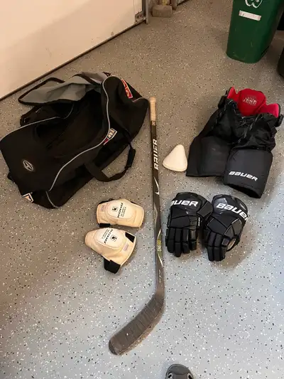 hockey equipment misc., View more