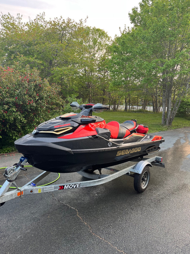 2019 RXT-X 300  in Personal Watercraft in City of Halifax - Image 2