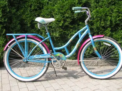 Schwinn Del Mar, Youth size Cruiser bike with 24-inch wheels., View more