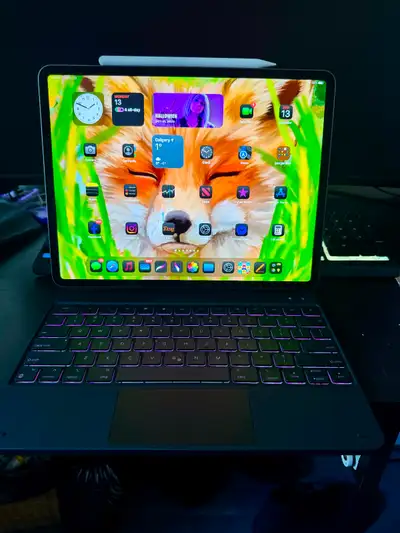 IPad Pro 12.9 4th gen,  ESR Keyboard and Apple Pencil For Sale, View more
