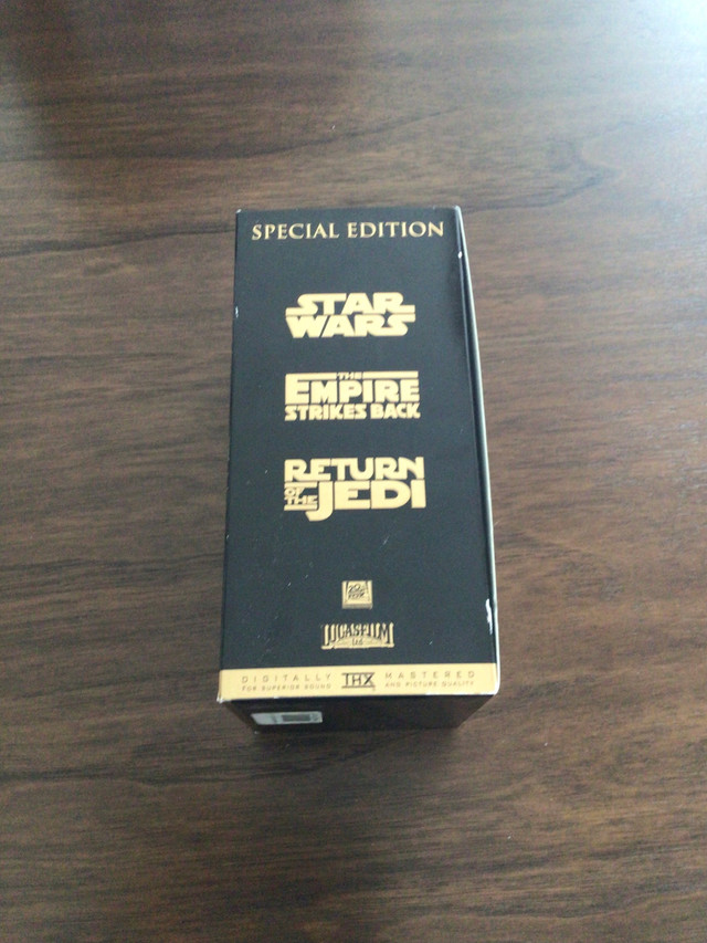 Lot de 3 VHS Star Wars Special edition  dans CD, DVD et Blu-ray  à Laval/Rive Nord - Image 3