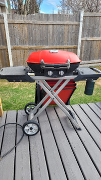 TravelQ 285X Red Portable Barbecue