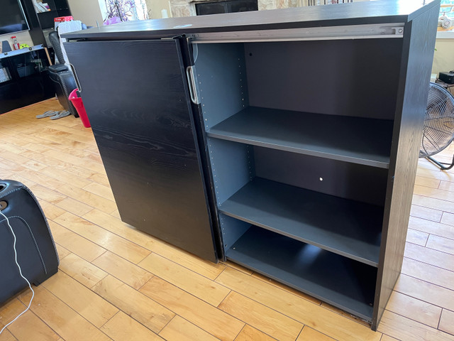 Ikea book shelf in Bookcases & Shelving Units in Oakville / Halton Region - Image 3