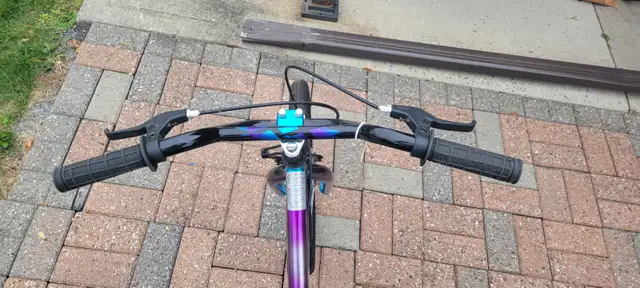 Movelo 20 inch Girl's bike in Kids in Cornwall - Image 4