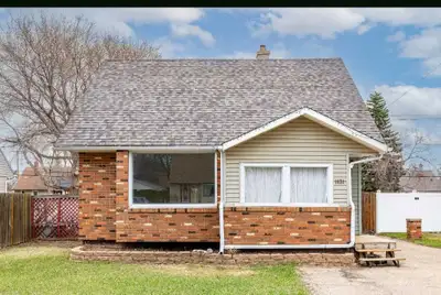 For rent $1900/month 1 year lease minimum Available June 1st, 2026 Utilities not included This invit...