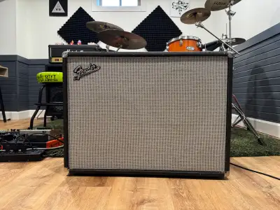 Vintage Fender 2x12 Guitar Cabinet, View more