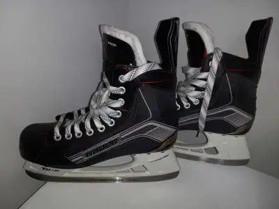 Bauer edge hockey skates Sz 7 adult, View more
