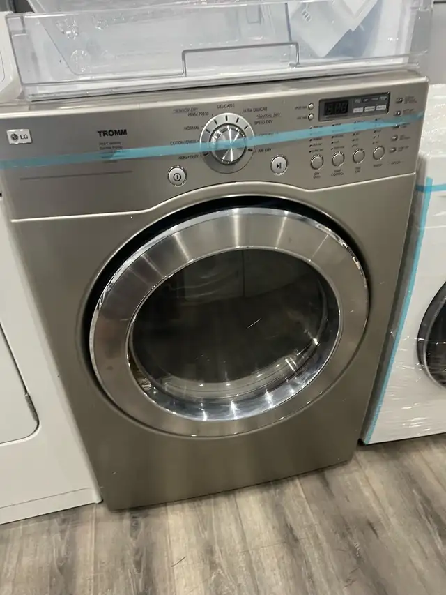 LG TROMM FRONT LOAD ELECTRIC DRYER STACKABLE  in Washers & Dryers in Oakville / Halton Region - Image 2